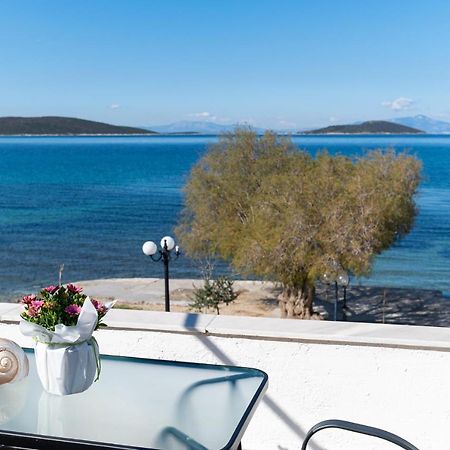 Ο Μόλος Apartment Marmari  ภายนอก รูปภาพ
