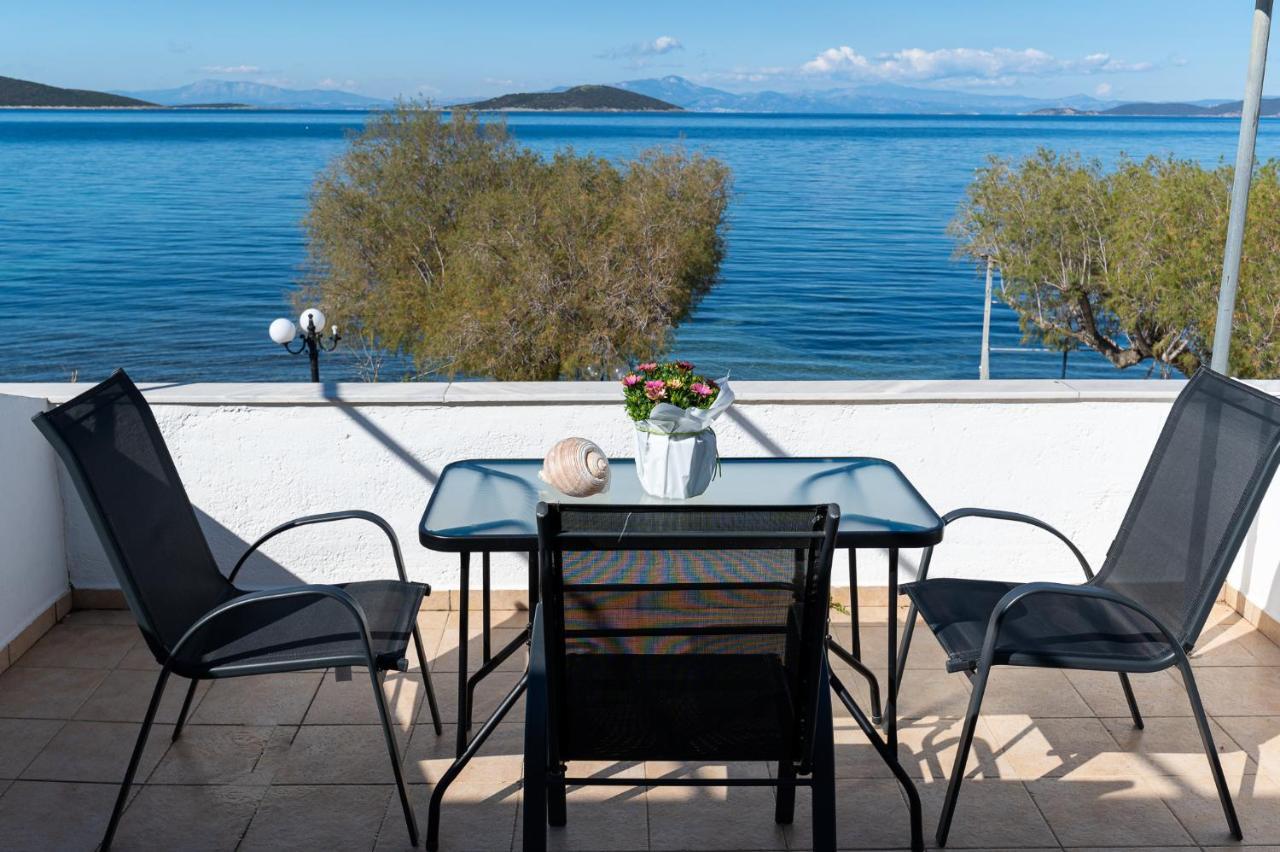 Ο Μόλος Apartment Marmari  ภายนอก รูปภาพ